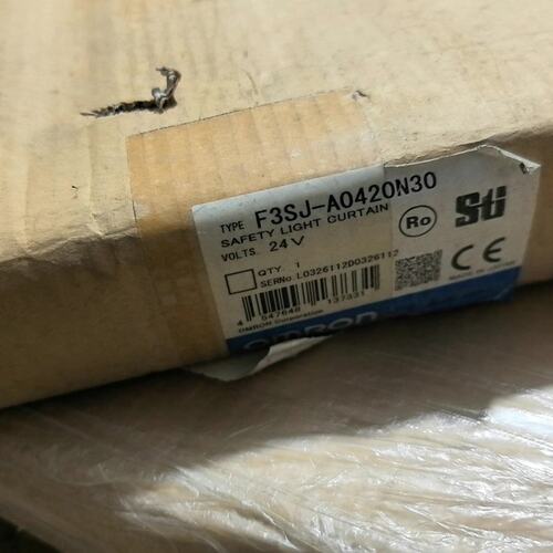 议价安全光幕F3SJ-A0420N30F3SJ-A0180N30F3SJ-A0300N30
