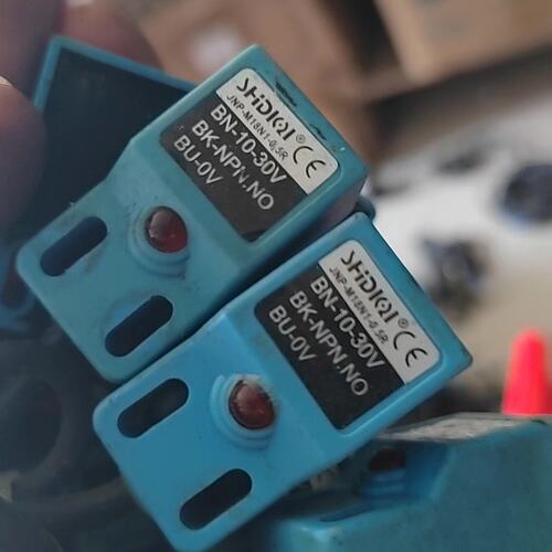 议价SHDIQI接近开关BN-10-30VJNP-M18BN10-30VJNPM18BN10-30V