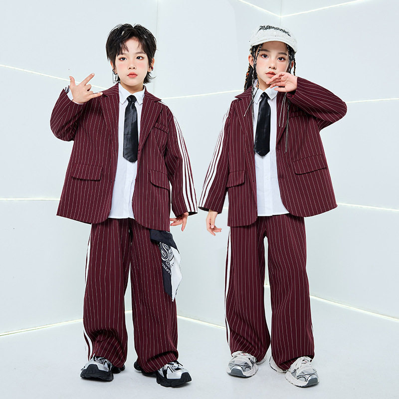 儿童爵士舞套装酒红条纹西装男童潮服少儿街舞演出服hiphop嘻哈女