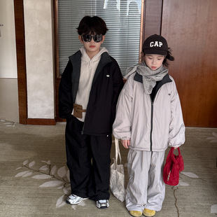 末小蒙童套装2026秋冬男童女童夹棉拉链两件套儿童加厚立领套装