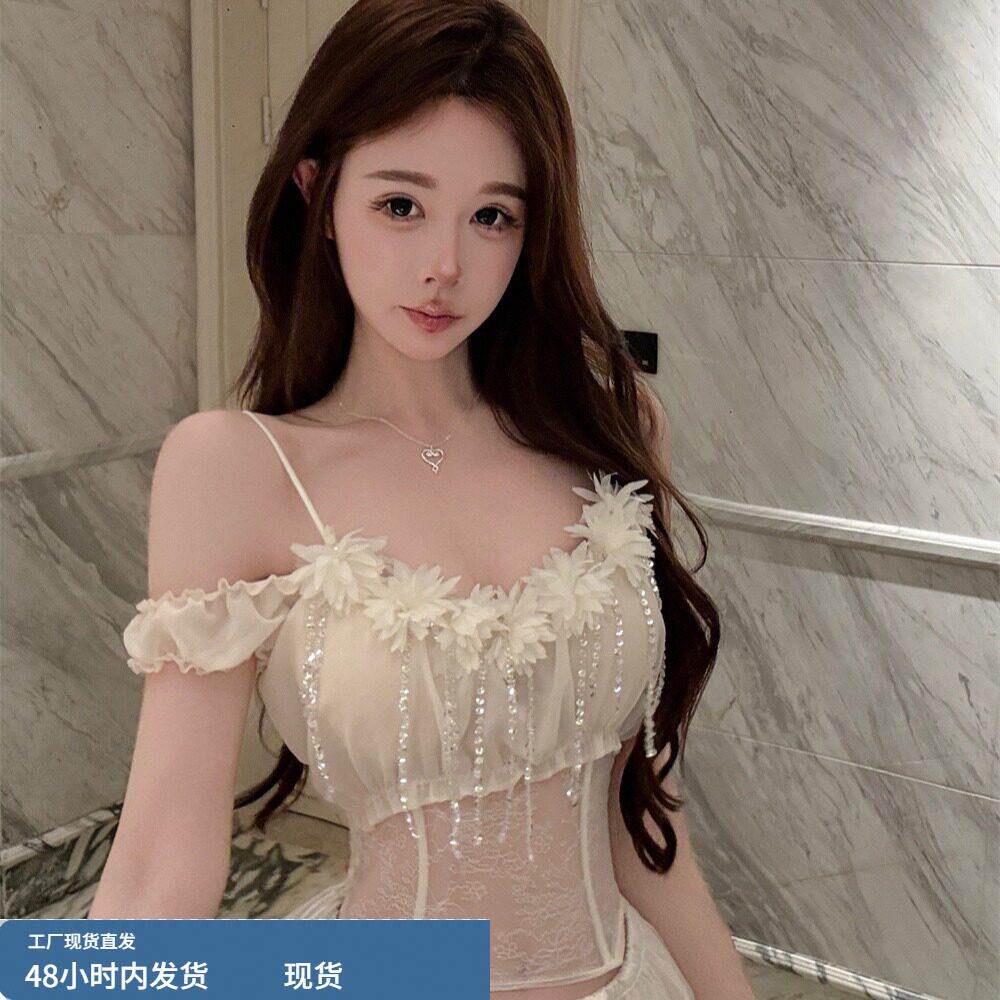 纯欲性感重工鱼骨手工花朵吊带背心女流苏设计假两件短款外穿上衣