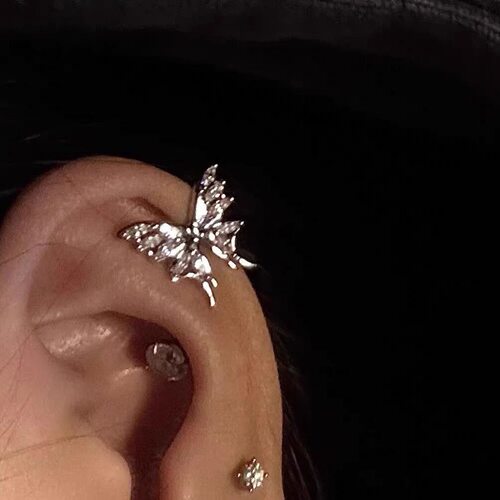 独特爆闪蝴蝶耳骨钉高级感轻奢