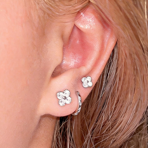 幸运四叶草耳骨钉高级感小众设计