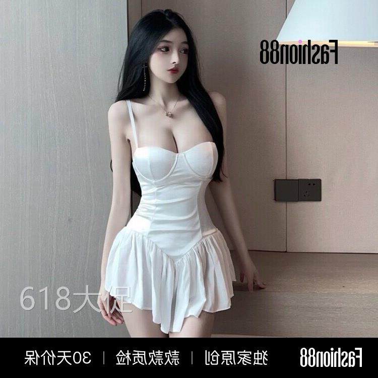 纯欲风辣妹性感裹胸荷叶边吊带小短裙带胸垫收腰蓬蓬小礼服连衣裙