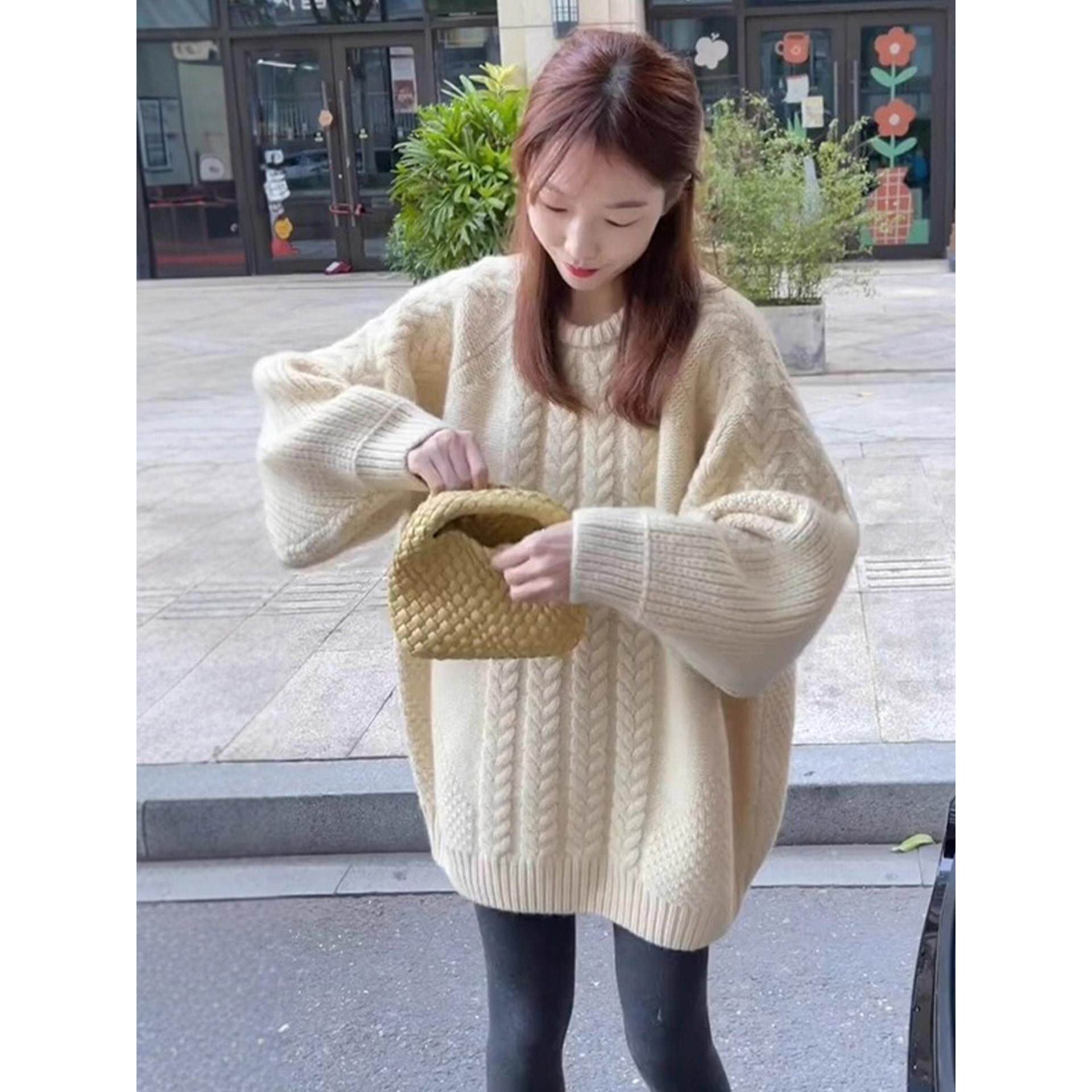 慵懒风软糯麻花圆领毛衣女秋冬加厚小个子中长款针织衫套头上衣