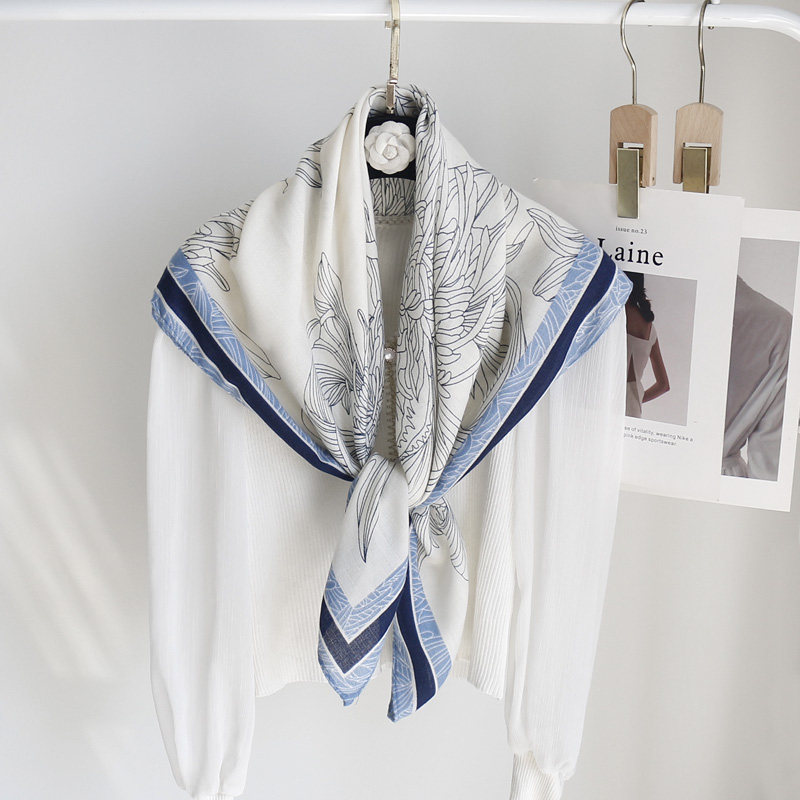 秋水绒四季通用大方巾可围可披春秋女围巾护肩颈柔软透气百搭披肩