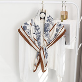 秋水绒棉柔手感大方巾蝴蝶印花春秋女围巾薄款 空调房保暖披肩两用