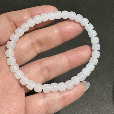 小尺寸直切单圈新疆和田玉籽料手链一级白羊脂级性价比极高卡6*5