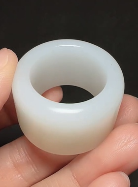 和田玉籽料扳指白度好玉质温润油糯大气经典款内径21mm高度21mm