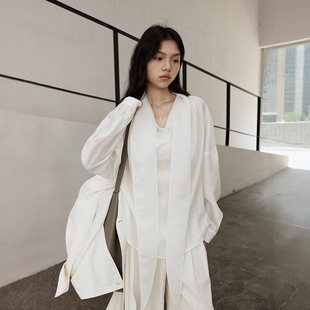 FN爱与南希2026春夏韩系设计感不规则飘带领莫代尔长袖 04196 衬衫