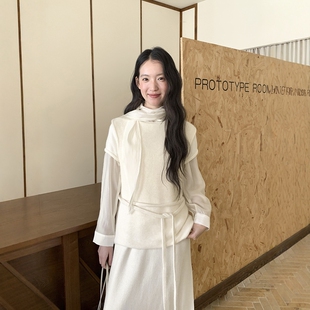 FN爱与南希2025冬季圆领超细羊毛收腰显瘦层次感无袖毛衣女04059