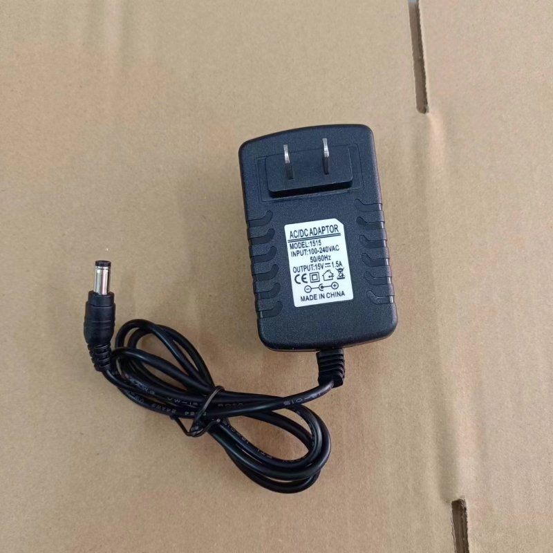 博世TSR1000手电钻充电器