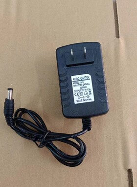 博世TSR1000手电钻充电器