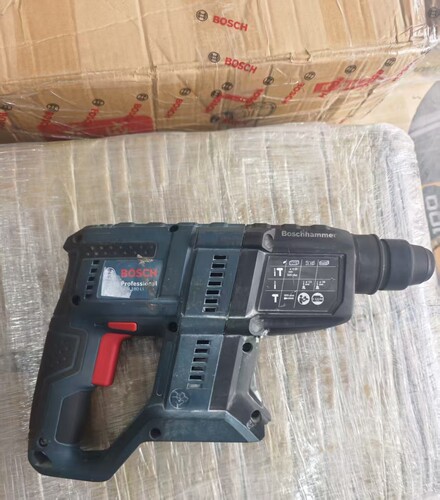 专业维修 博世有刷电锤GBH180-LI电动工具 机器不转动保养等问题