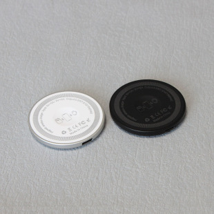 铝合金三合一磁吸无线充电器迷你便携机线分离新款 适用于苹果手表手机耳机