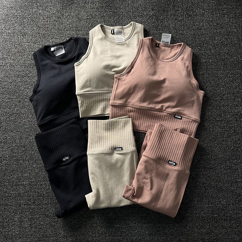 运动套装吸湿排汗防震透气