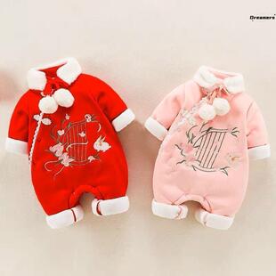 婴儿春节拜年服过年红色喜庆新生女宝宝连体衣服冬季加绒加厚厂家