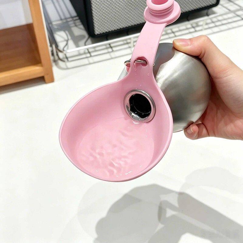 狗狗外出水杯便捷不锈钢水壶防漏挂钩可折叠喝水碗宠物随行饮水器