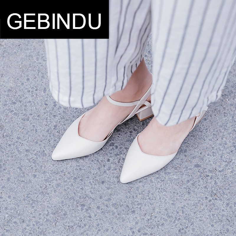 GEBINDU2018夏季新款真皮尖头一字带中跟粗跟鞋百搭显瘦包头方根
