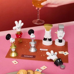 MINISO名创优品米奇手到财来磁吸小夜灯盲盒可爱摆件新年生日礼物