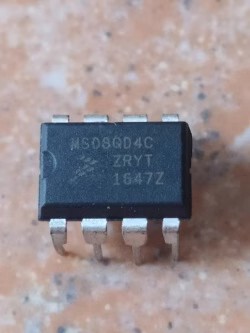 原装MC9S08QD4CPC 丝印 MS08QD4C 封装DIP8 8位微控制器芯片
