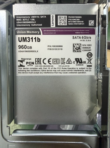 联想亿联UM311B SATA 960G固态SSD硬盘03NC958 US4A1960SM003LX