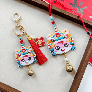 侠古与梦醒狮头钥匙扣挂件双面刺绣新年国潮小物件喜庆流苏包挂饰