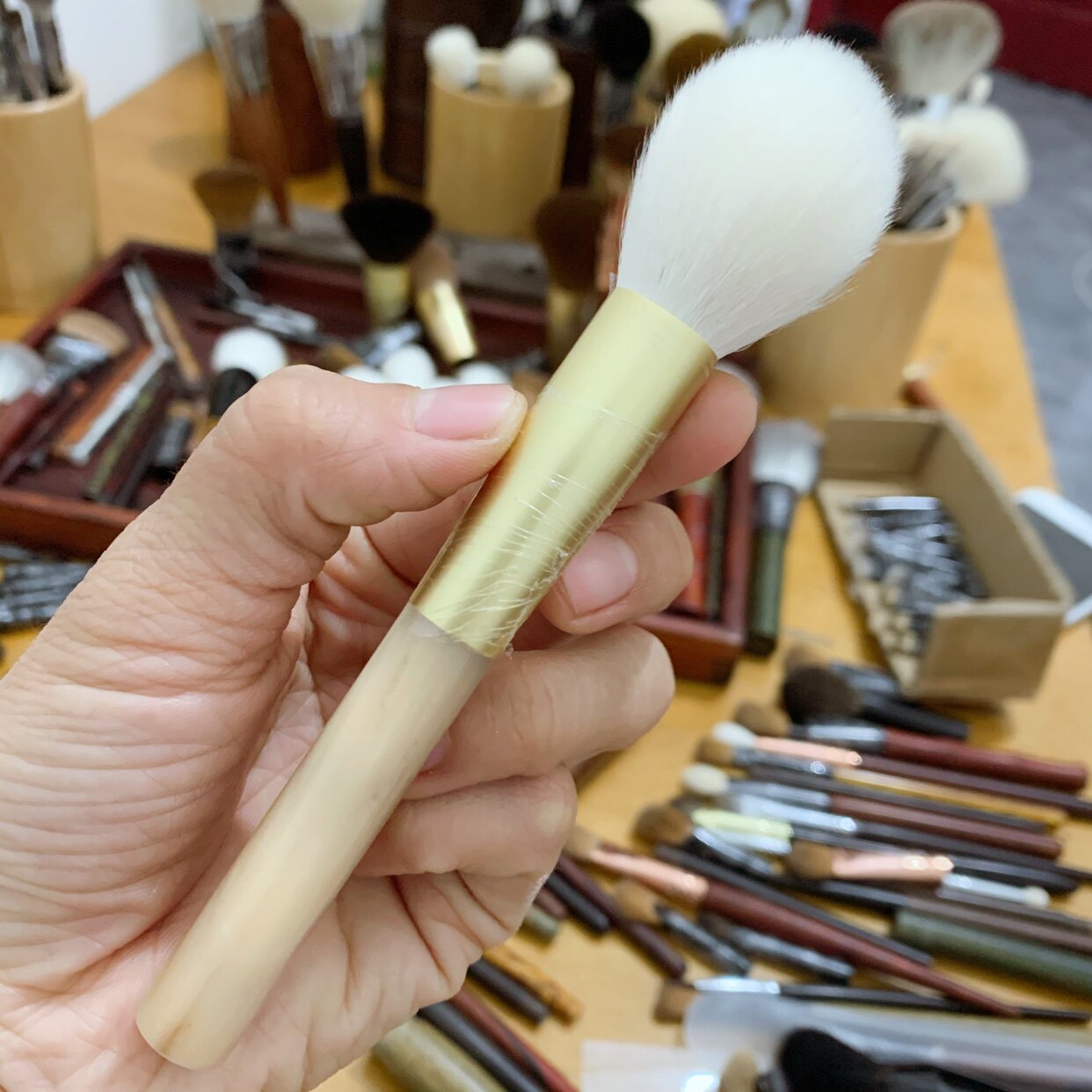 慕姿澜 火苗刷羊毛细嫩光锋腮红刷散粉刷定妆刷修容刷 牛角刷柄