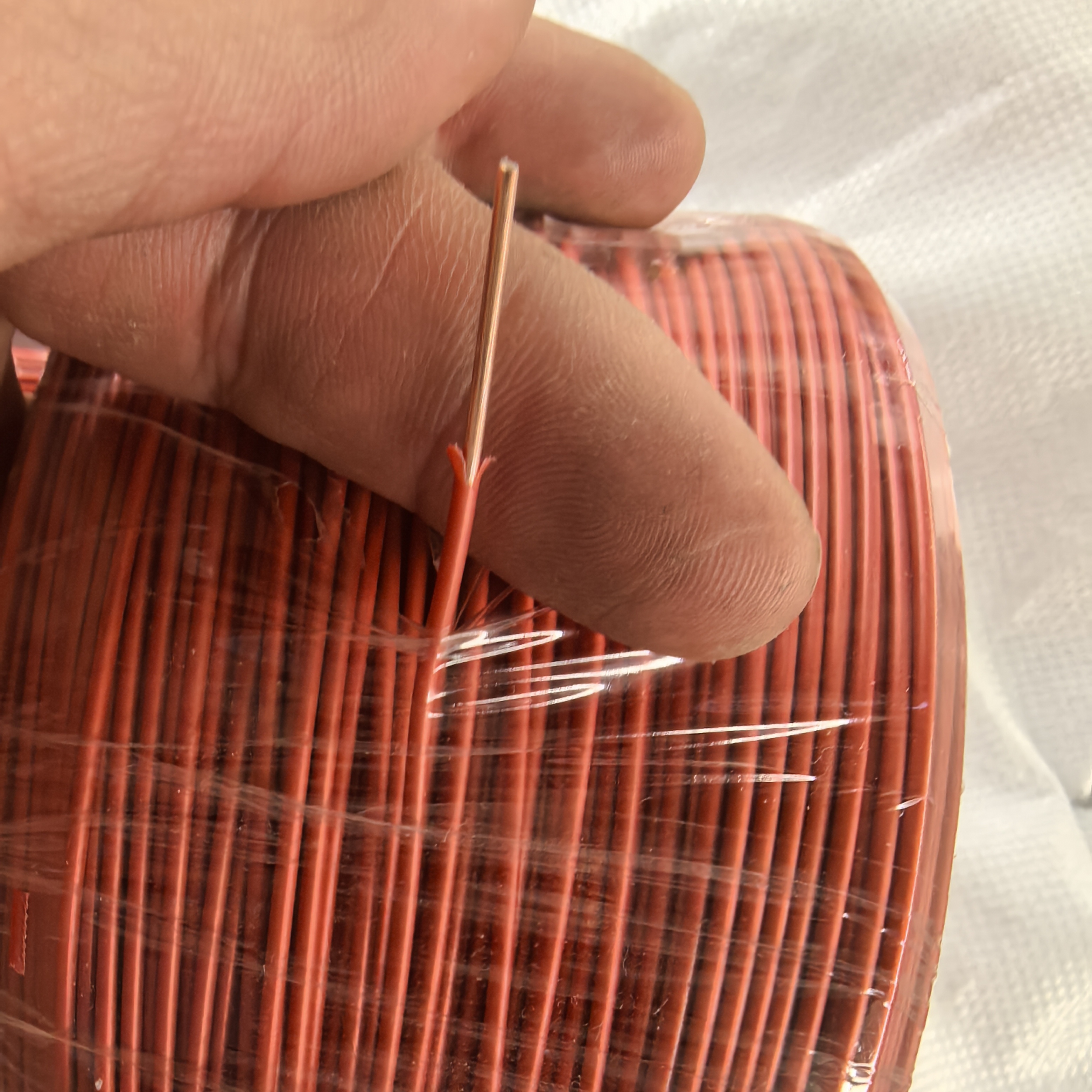 单芯光缆绑扎皮线铁丝包塑PE镀铜扎线耐磨园艺农业捆袋子200米