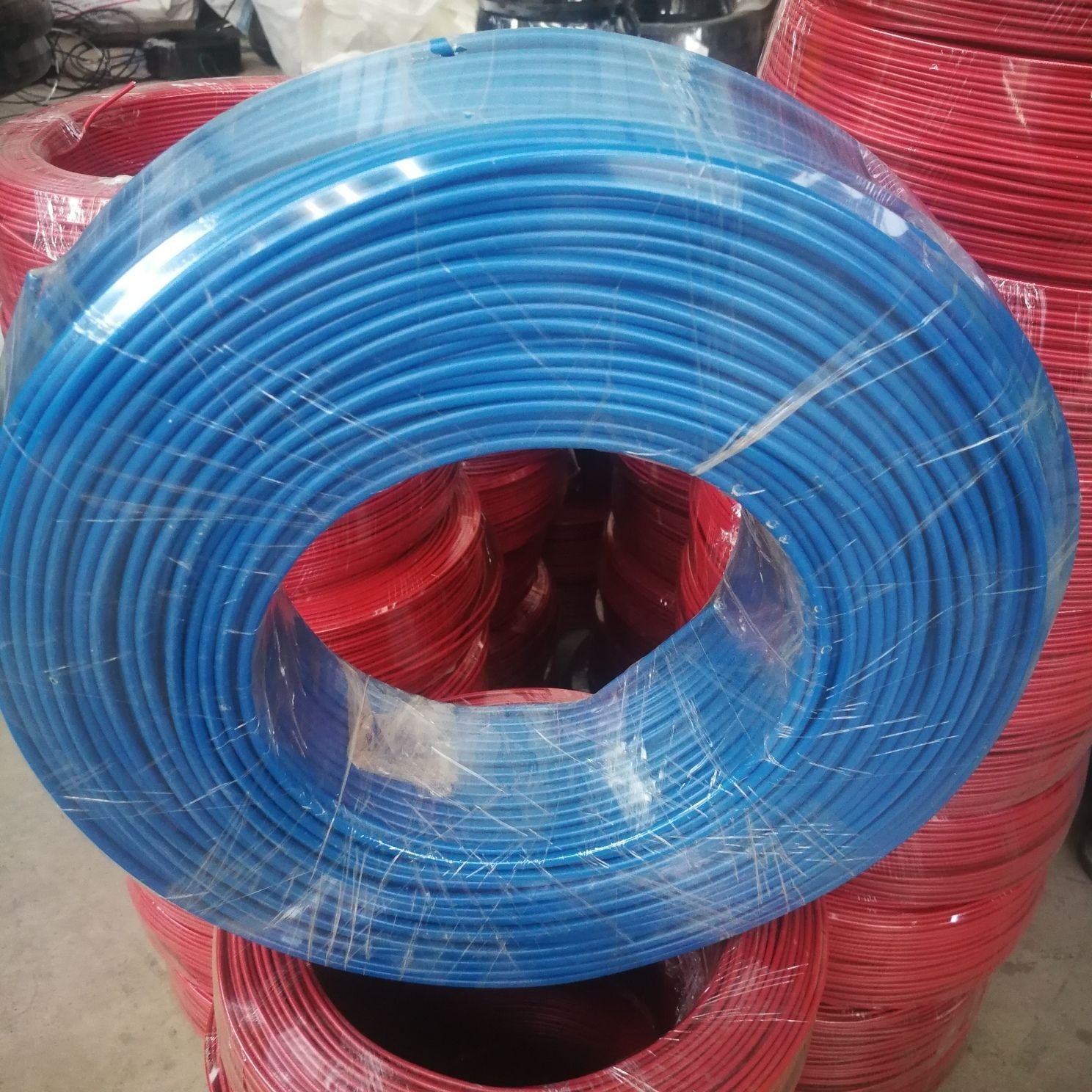 单根晾衣绳镀锌铁丝防晒耐老化粗抗拉力强晒被子衣服绳子