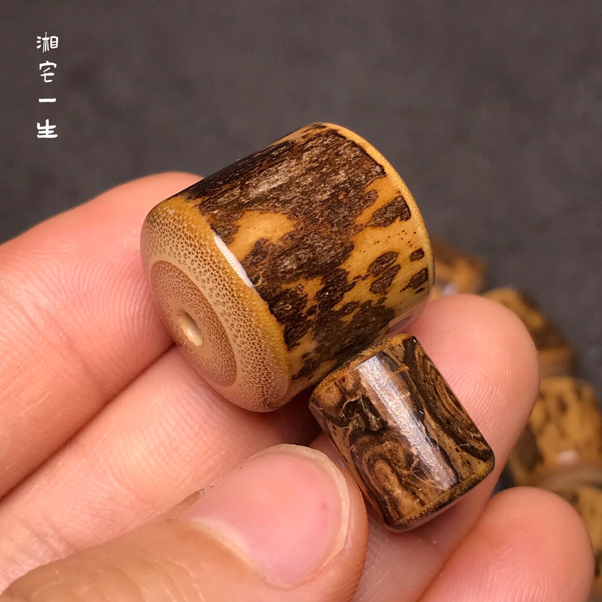 1.9老梅鹿竹三通散珠 精工手工制作斑竹竹子三通手串佛珠配饰斑竹