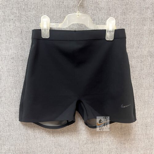 NikeForm女子骑行修身三分短裤