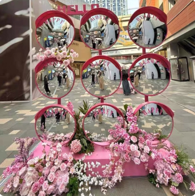 草地景区旅游九宫格童趣哈哈镜