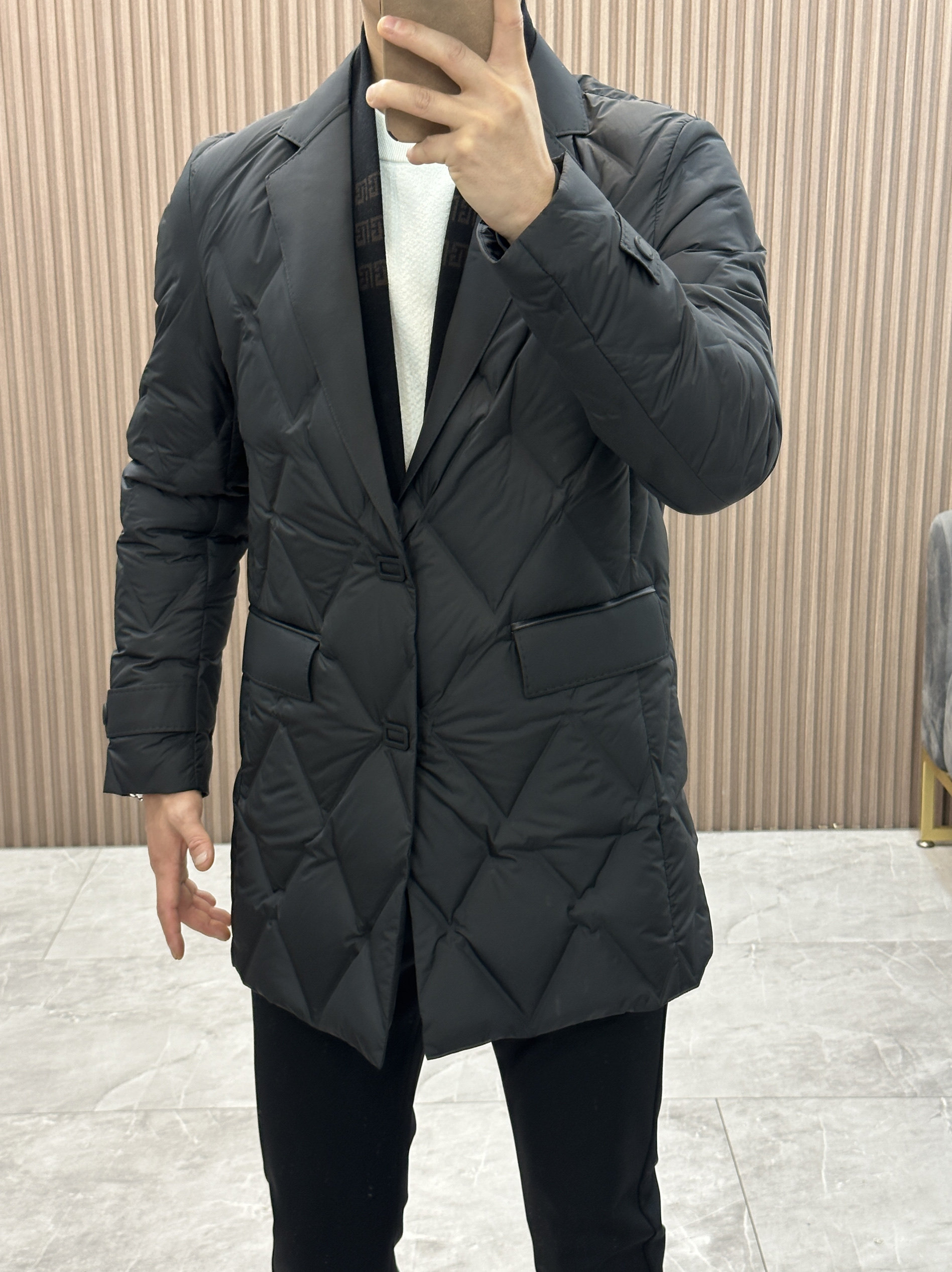 2024冬季新款轻奢商务休闲围羽绒服