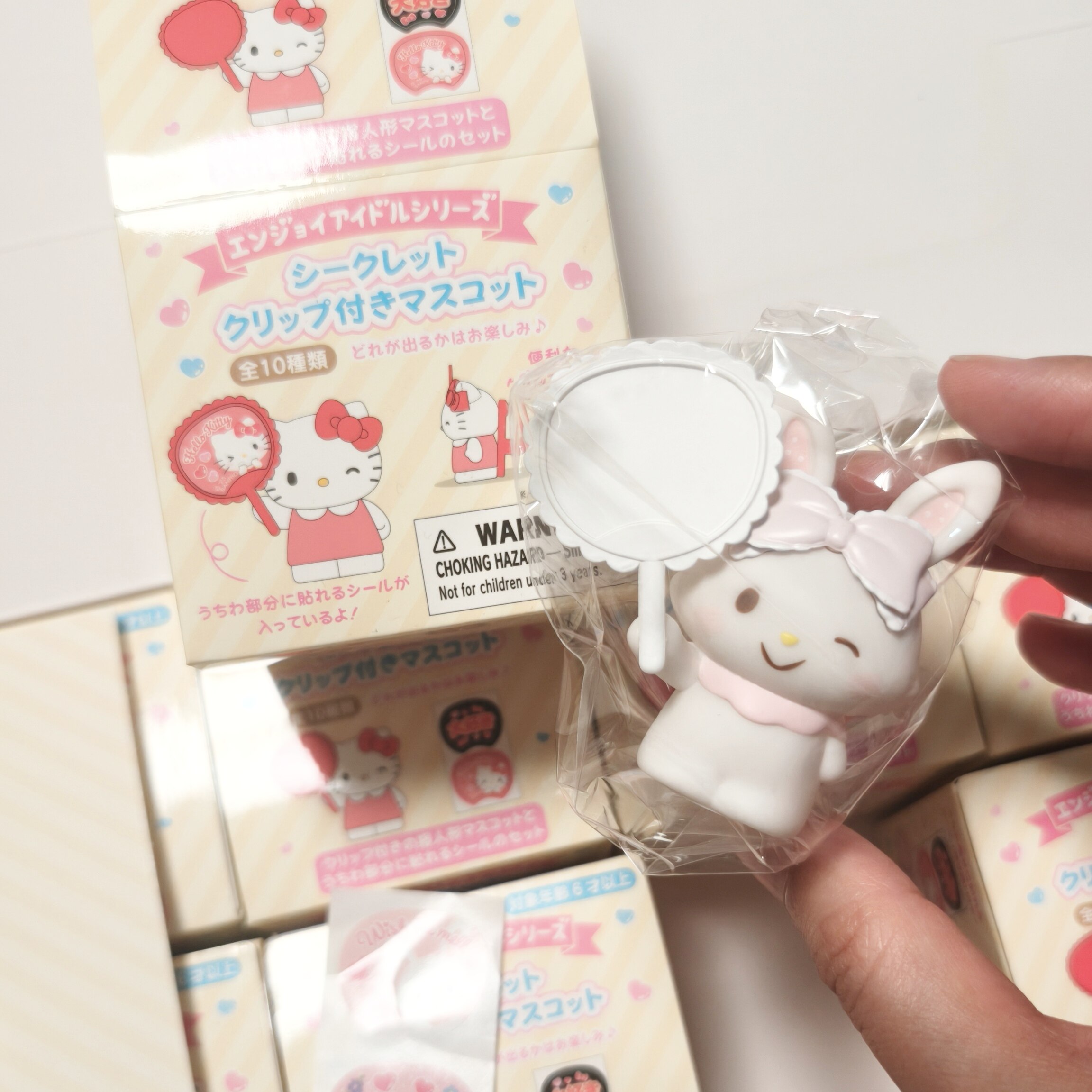日本代购三丽鸥立式照片相片夹应援桌面丑鱼kitty库洛米大耳狗