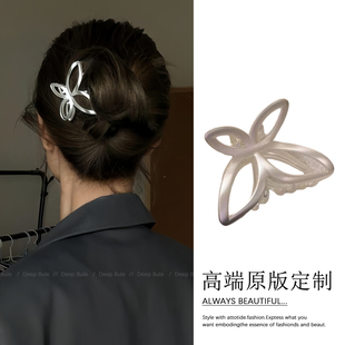 金属银色蝴蝶发夹抓夹女后脑勺盘发头饰2025巨好看的高级感鲨鱼夹