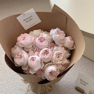 情人节可爱瓷玫瑰花束送女友生日鲜花速递同城配送北京上海杭州