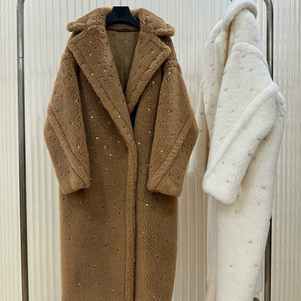 冬上新重工水钻长款宽松羊毛外套（含62羊驼毛）（含26绵羊毛）