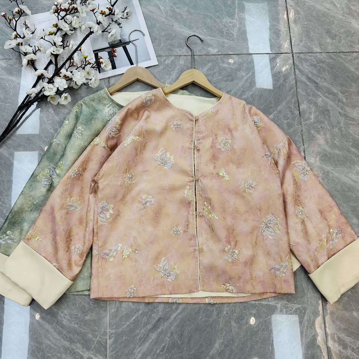 26年早春！人丝提花重工钉珠国风短外套