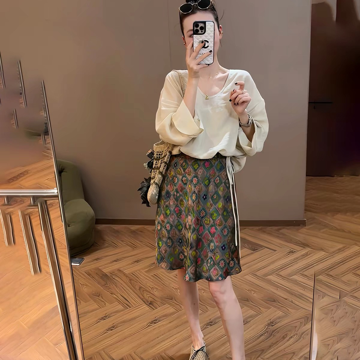 秋上新！治愈系碎花半裙+小衫两件套套装