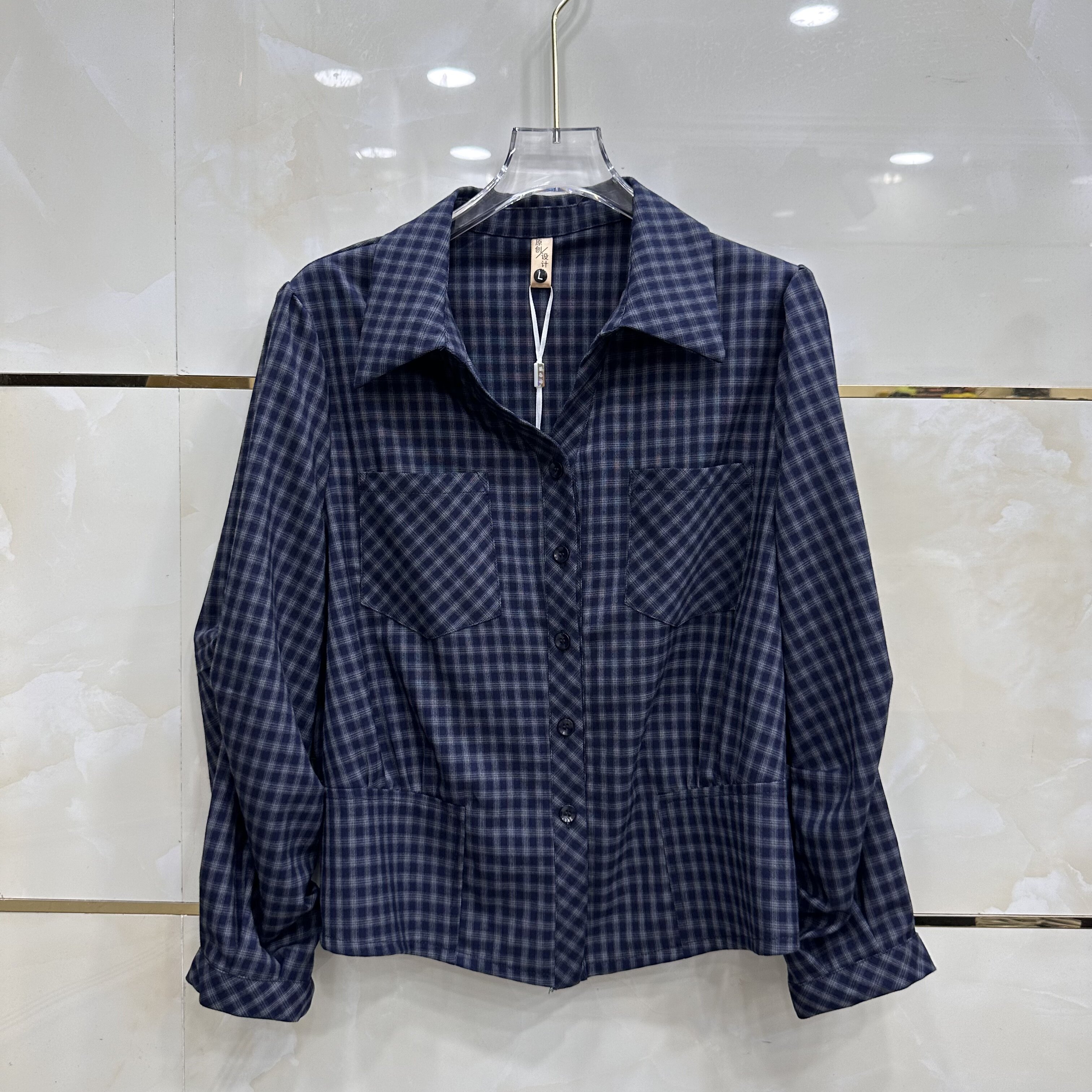 丽诗信LSX-CT8828专柜正品新款秋季女装格子妈妈装短款衬衫上衣28