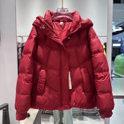 鑫姿彩25A05专柜正品新款冬季女装时尚连帽大码妈妈装保暖羽绒服