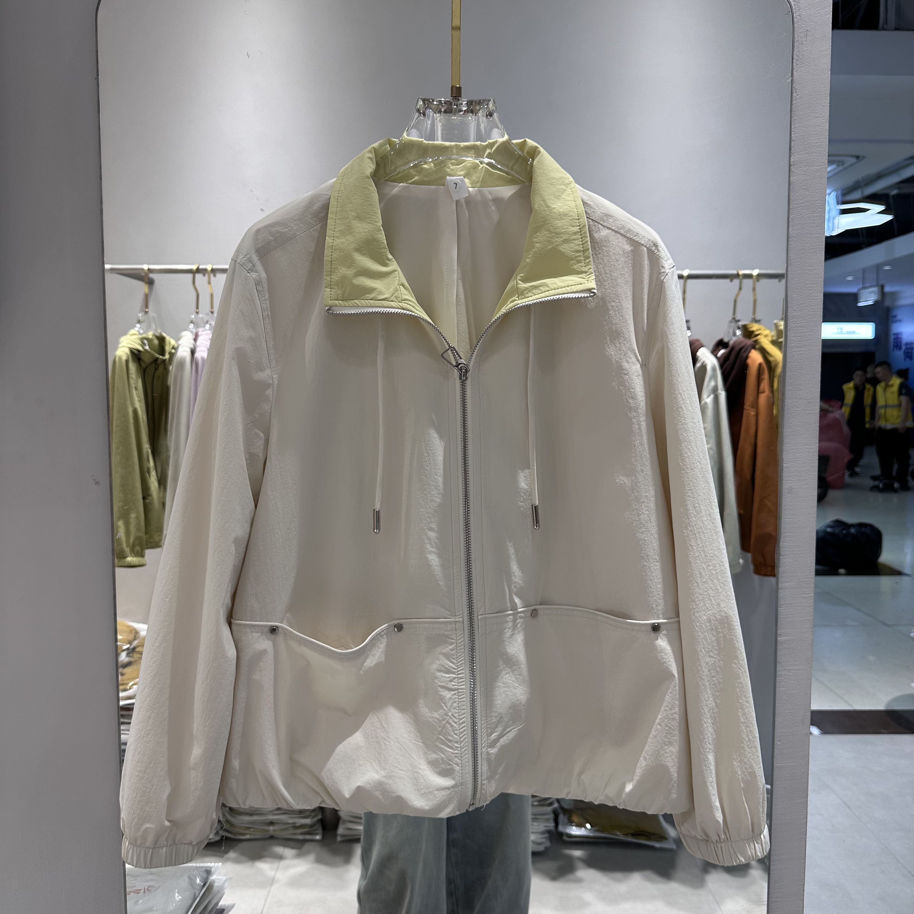 鑫姿彩2607专柜正品新款春季女装时尚翻领宽松休闲短款打底外套07