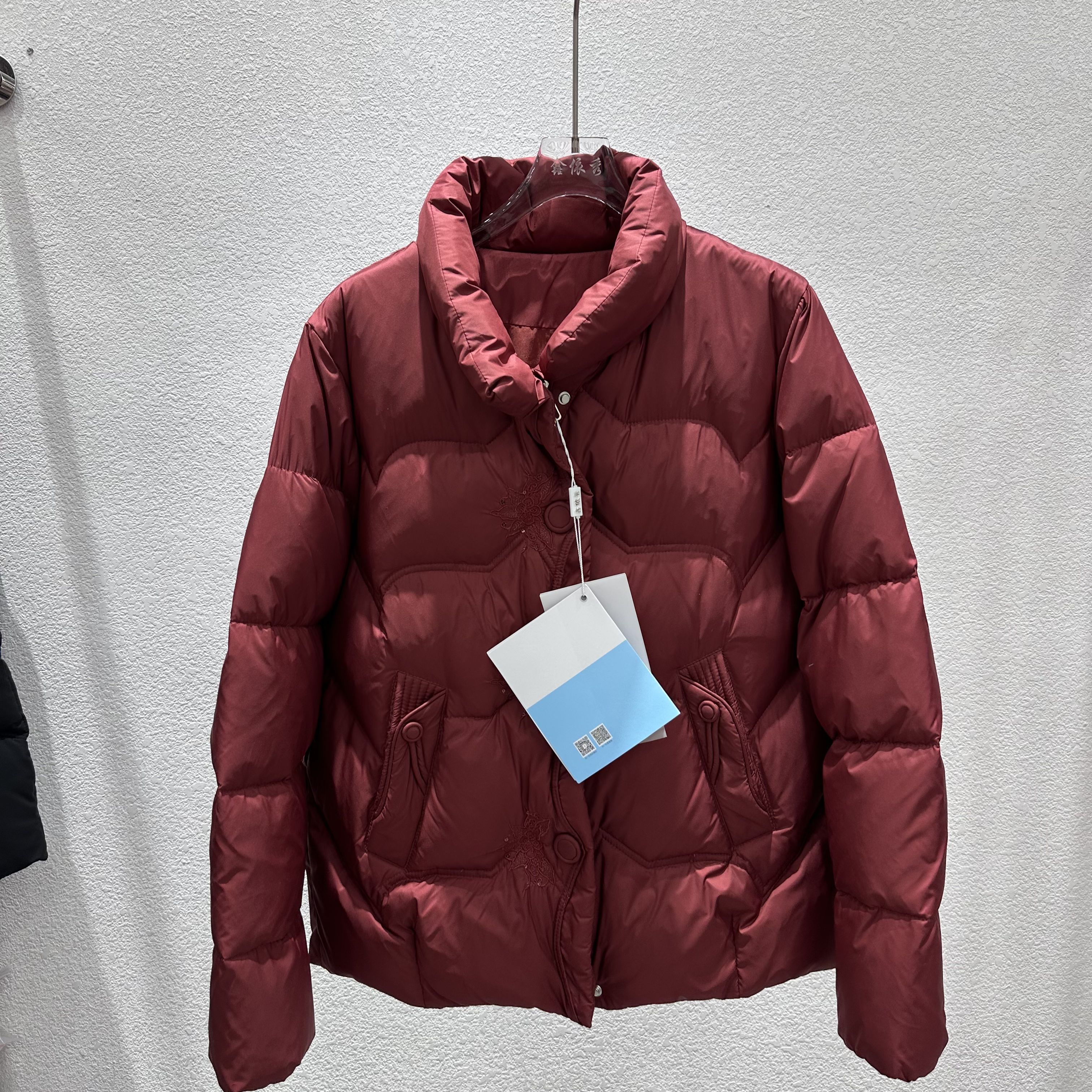 鑫依秀9908专柜正品新款冬季女装时尚立领大码妈妈装白鸭绒羽绒服