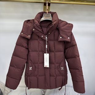 新款 连帽显瘦保暖妈妈装 冬季 时尚 棉衣棉袄女05 女装 M805专柜正品