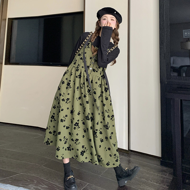 高级感碎花吊带连衣裙女2025春季新款今年流行宽松背带长裙,女装连衣裙,浙宝266