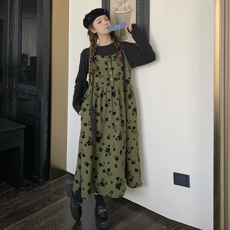 高级感碎花吊带连衣裙女2025春季新款今年流行宽松背带长裙,女装连衣裙,浙宝266