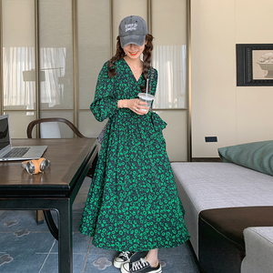 檔口現(xiàn)貨 網(wǎng)紅 綠色碎花一片式連衣裙266-2323-P125K178圖片