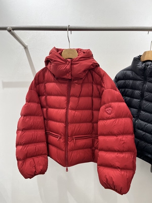 欧洲站2025新款冬连帽90白鹅绒羽绒服女短款加厚小个子外套