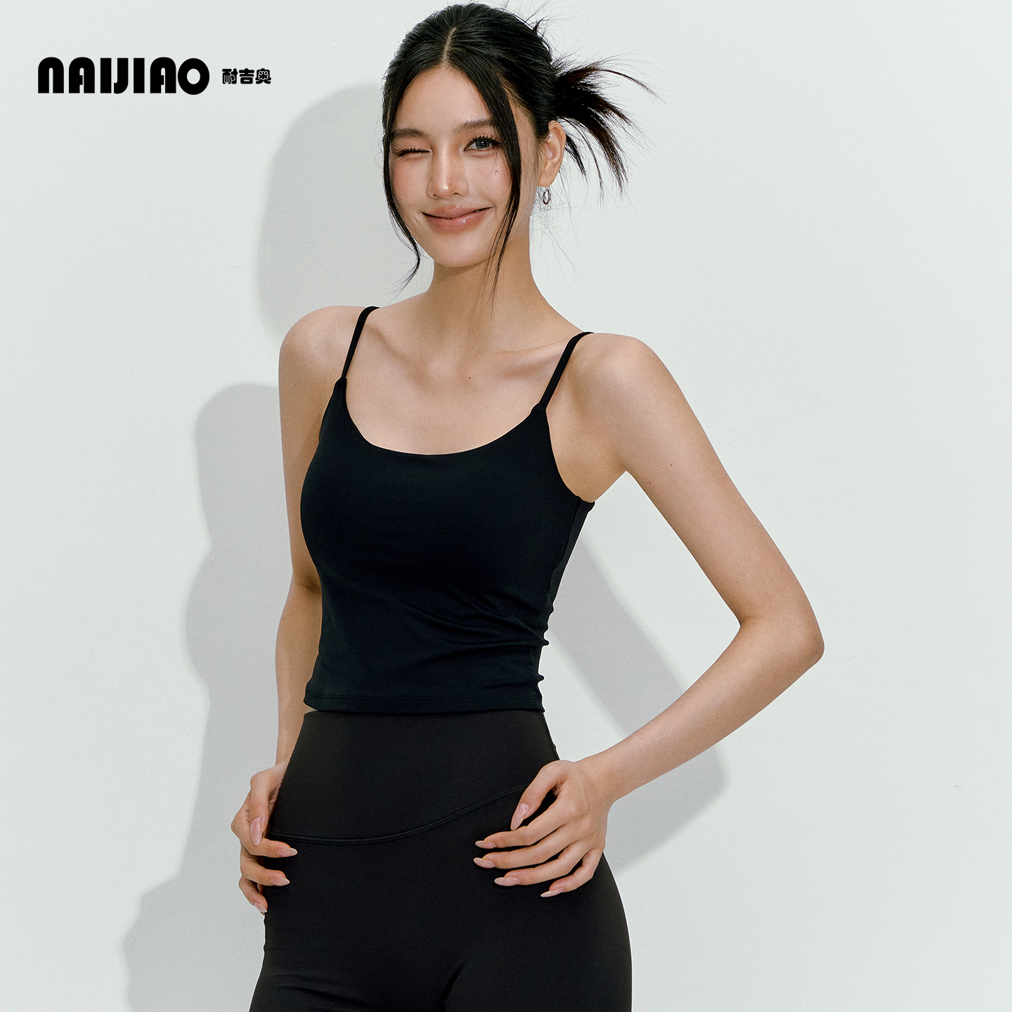 固定胸垫运动背心女瑜伽上衣文胸